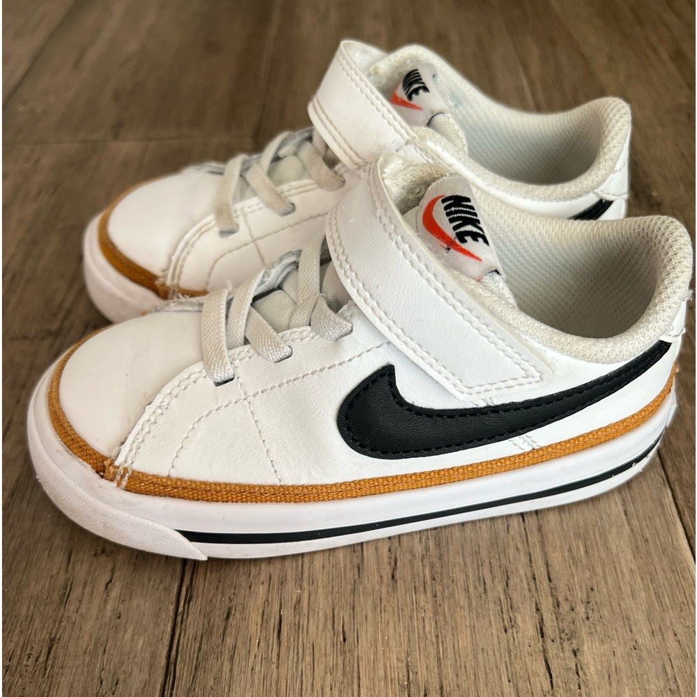 Toddler Nike Court Legacy size 9C